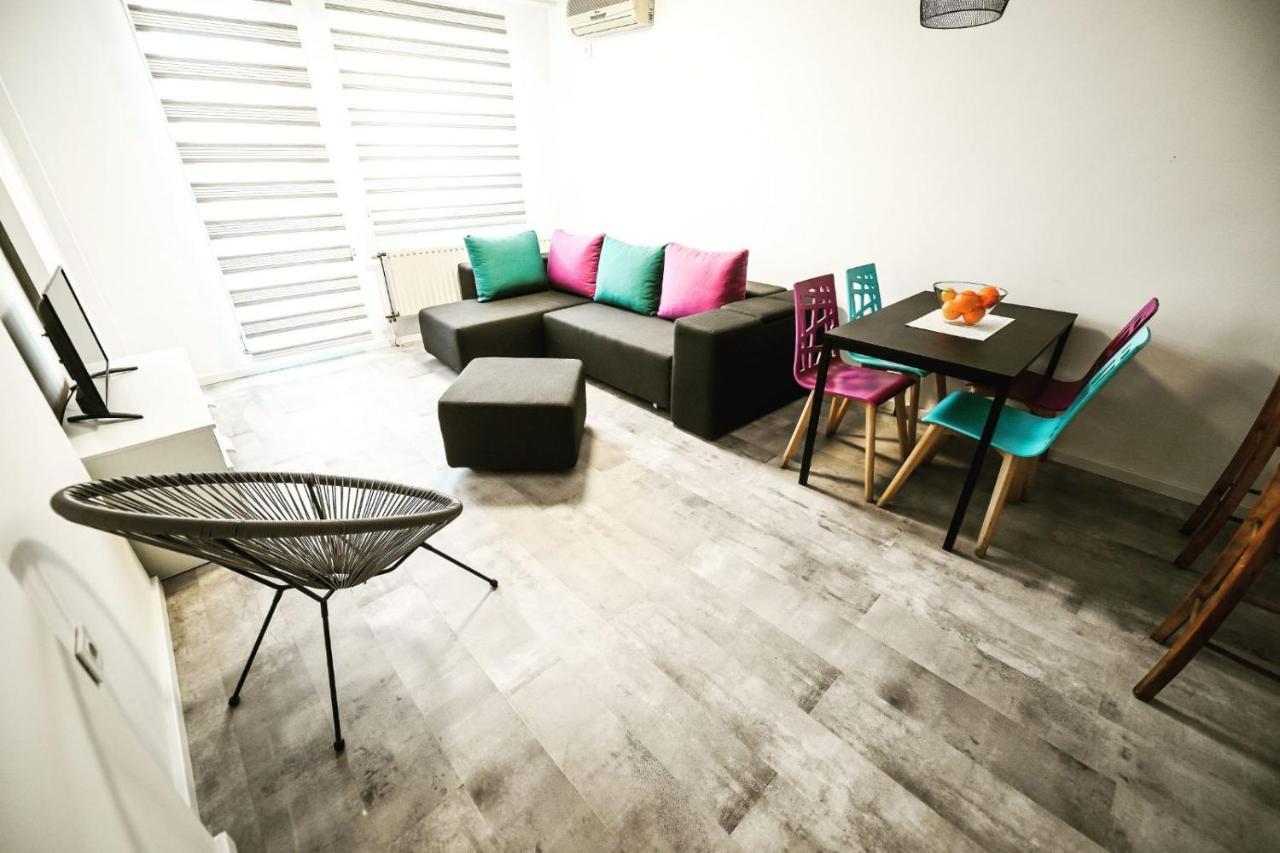 Chill Out Apartment Novi Sad Esterno foto