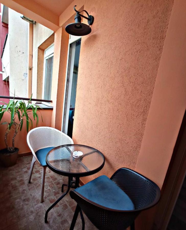 Chill Out Apartment Novi Sad Esterno foto